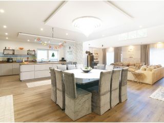 Wohn-/Ess-/Kochbereich