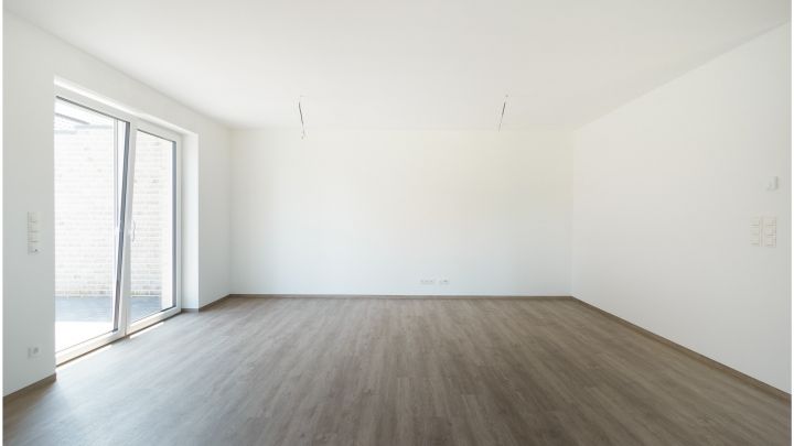 ***Exklusive Neubau-Wohnung - 4 ZKB - Reiheneckhaus in Flachsmeer***