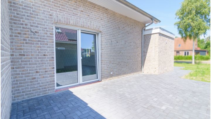 ***Exklusive Neubau-Wohnung - 4 ZKB - Reiheneckhaus in Flachsmeer***