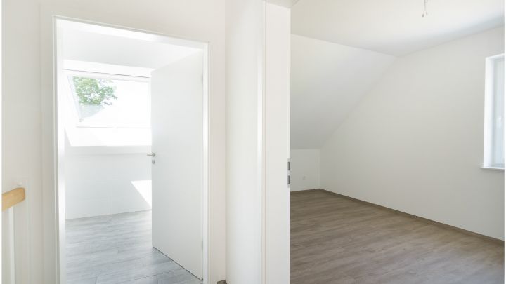 ***Exklusive Neubau-Wohnung - 4 ZKB - Reiheneckhaus in Flachsmeer***