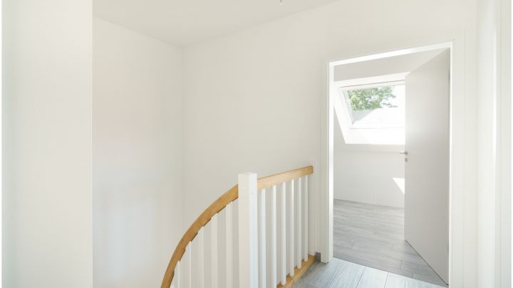 ***Exklusive Neubau-Wohnung - 4 ZKB - Reiheneckhaus in Flachsmeer***