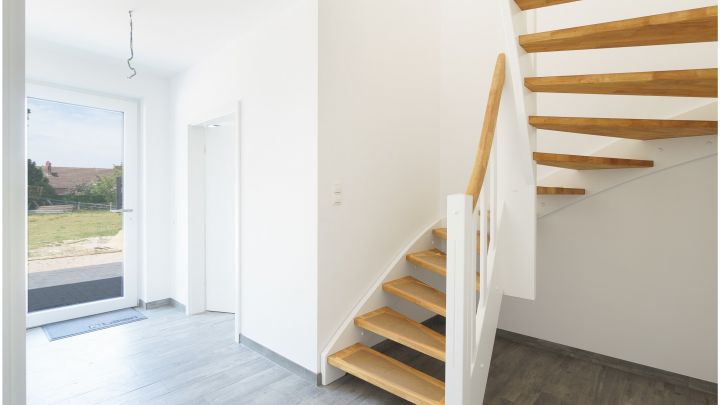 ***Exklusive Neubau-Wohnung - 4 ZKB - Reihenmittelhaus in Flachsmeer***