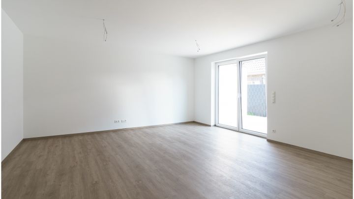 ***Exklusive Neubau-Wohnung - 4 ZKB - Reihenmittelhaus in Flachsmeer***