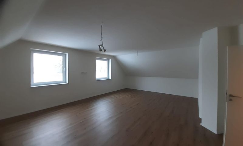 ***3 Zimmer Dachgeschosswohnung***