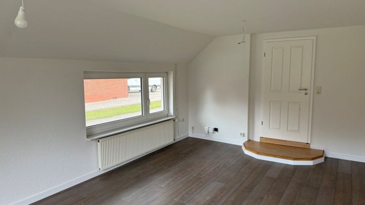 ***Kleine gemütliche DHH sucht neue Bewohner***

***Ideal für Singles oder Paare***