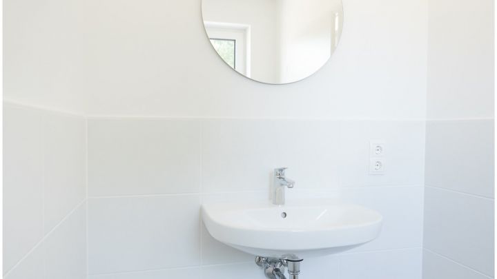 ***Exklusive Neubau-Wohnung - 4 ZKB - Reihenmittelhaus in Flachsmeer***

Carport, Garten, Einbauküche