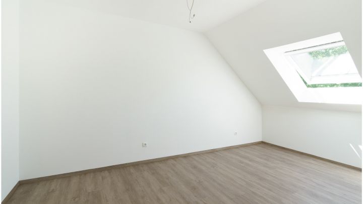 ***Exklusive Neubau-Wohnung - 4 ZKB - Reihenmittelhaus in Flachsmeer***

Carport, Garten, Einbauküche