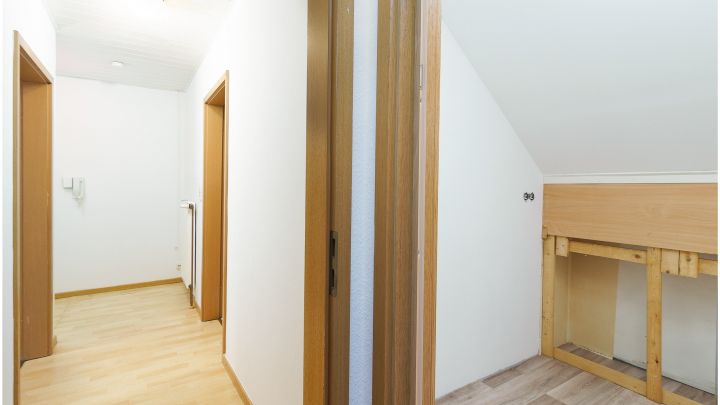 ***Dachgeschoss-Wohnung 3ZKB - in zentraler Lage von Ostrhauderfehn***