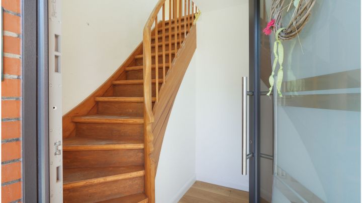 ***Moderne 97 m² Wohnung in Westoverledingen***

***frisch renoviert***