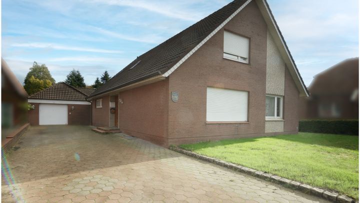 ***NEUER KAUFPREIS***

Einfamilienhaus mit Einliegerwohnung in zentraler Lage von Ostrhauderfehn