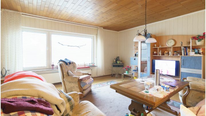 ***NEUER KAUFPREIS***

Einfamilienhaus mit Einliegerwohnung in zentraler Lage von Ostrhauderfehn