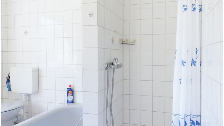 ***Komfortable Erdgeschosswohnung 2,5 ZKB in ruhiger, zentraler Lage von Ostrhauderfehn***

ebenerdig, ohne Stufen - mit eigenem Garten und Carport-Stellplatz