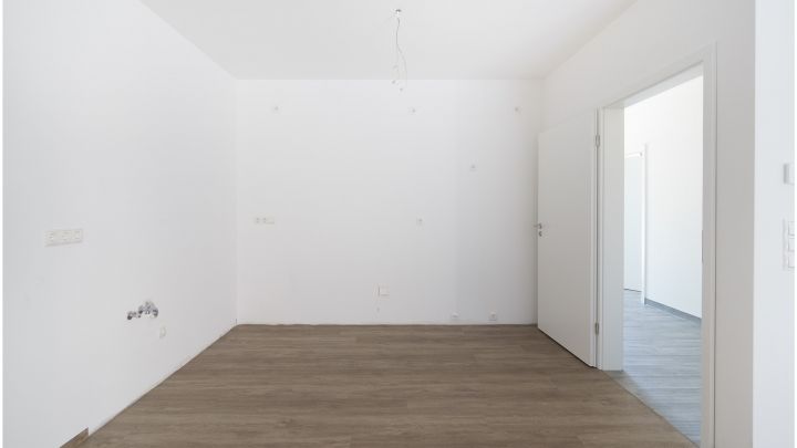 ***Exklusive Neubau-Wohnung - 4 ZKB - Reihenmittelhaus in Flachsmeer***

Carport, Garten, Einbauküche
