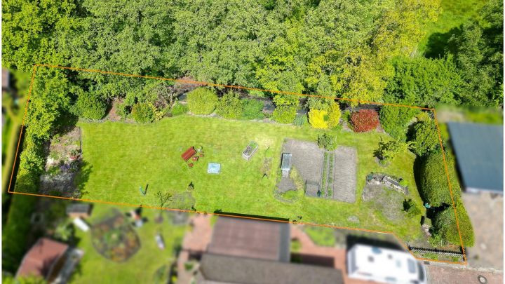 ***Attraktives Baugrundstück in Westoverledingen***

ca. 850 m², voll erschlossen, ruhige Sackgassenlage