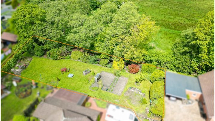 ***Attraktives Baugrundstück in Westoverledingen***

ca. 850 m², voll erschlossen, ruhige Sackgassenlage