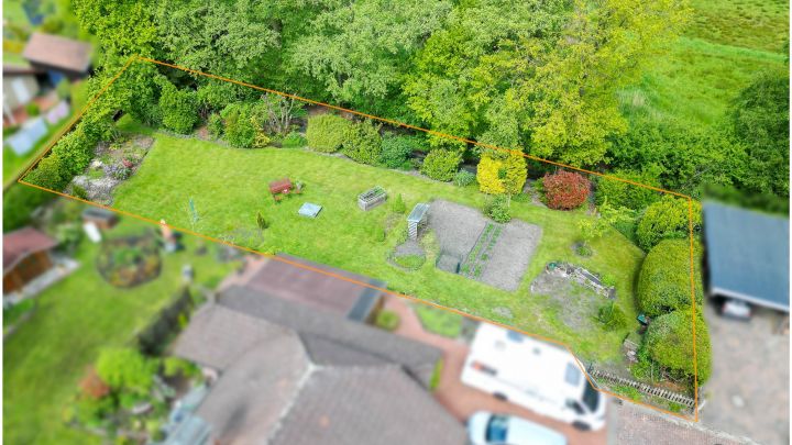 ***Attraktives Baugrundstück in Westoverledingen***

ca. 850 m², voll erschlossen, ruhige Sackgassenlage