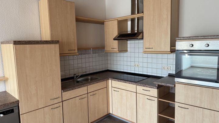 ***Gemütliche Single-Wohnung auf zwei Etagen im Dachgeschoss***