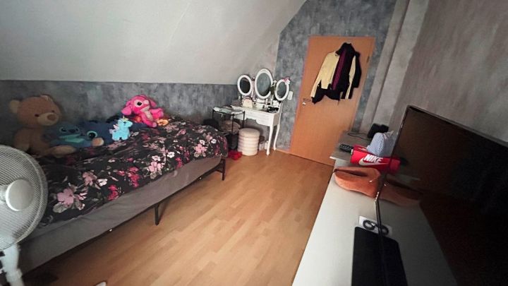 ***Geräumige 4 Zimmer-Wohung im Zentrum von Jemgum***