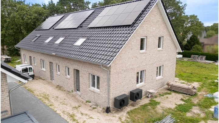 ***Modernes Neubau-Reiheneckhaus – energieeffizient und durchdacht***

bezugsfertig voraussichtlich ab Ende 2026
