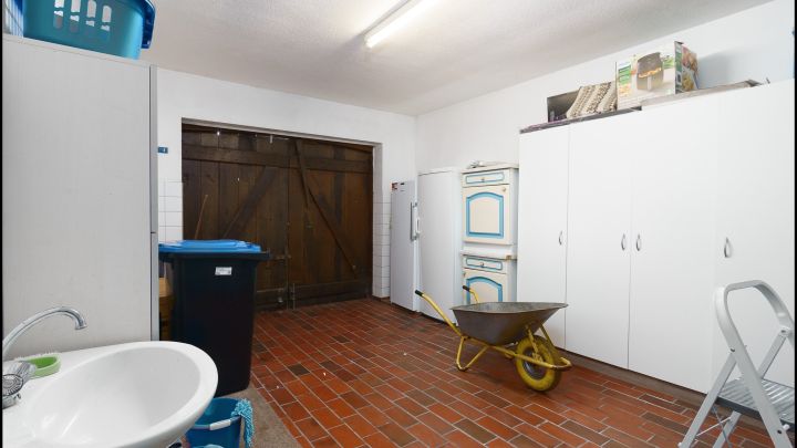 ***Modernes, hochwertig gebautes Fachwerkhaus mit viel Platz in bevorzugter Lage***

***Ein wunderschönes Haus und ein tolles Grundstück***