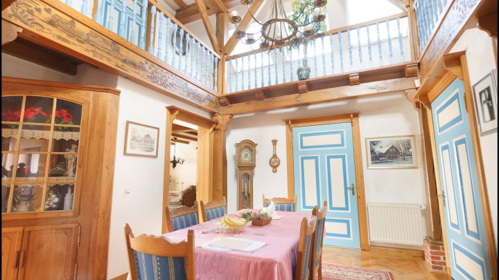 ***Modernes, hochwertig gebautes Fachwerkhaus mit viel Platz in bevorzugter Lage***

***Ein wunderschönes Haus und ein tolles Grundstück***