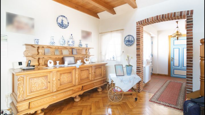 ***Modernes, hochwertig gebautes Fachwerkhaus mit viel Platz in bevorzugter Lage***

***Ein wunderschönes Haus und ein tolles Grundstück***