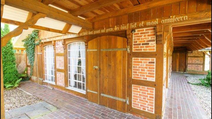 ***Modernes, hochwertig gebautes Fachwerkhaus mit viel Platz in bevorzugter Lage***

***Ein wunderschönes Haus und ein tolles Grundstück***