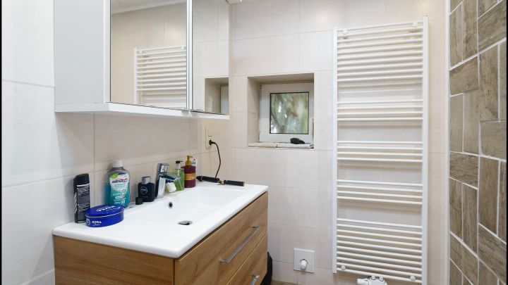 ***Ostfriesisches Fehnhaus mit großem Grundstück und viel Privatsphäre***
