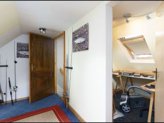 Durchgangszimmer OG